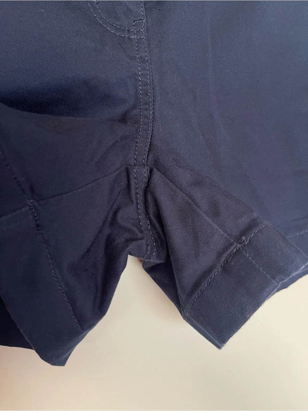 Vineyard Vines Navy Chino Women's Shorts 3.5 in. inseam - Picture 4 of 7